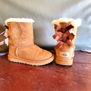 UGG BOOTS